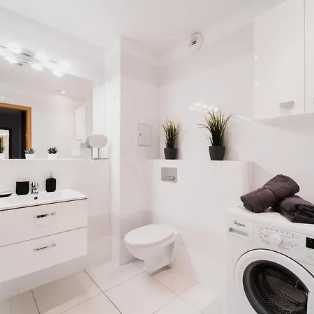 Apartment Center - 3 - Parking Place Wroclaw