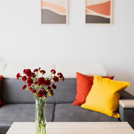 Apartment Center - 3 - Parking Place *